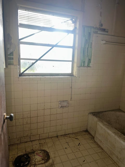 Tiny photo for 822 Coble Drive, Tallahassee, FL 32301 (MLS # 402581)