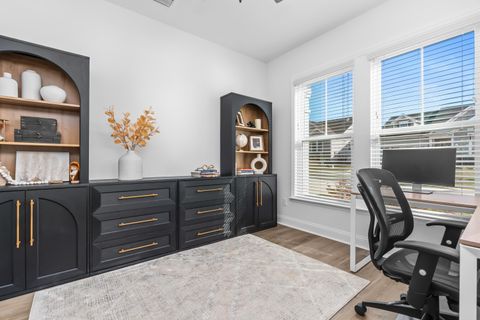 Tiny photo for 184 Bienville Place, Tallahassee, FL 32317 (MLS # 394522)