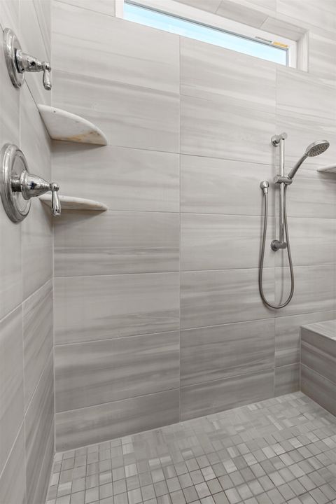 Tiny photo for 184 Bienville Place, Tallahassee, FL 32317 (MLS # 394522)