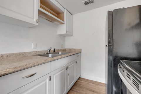 Tiny photo for 1354 - 1356 Hollow Pine Lane #2, Tallahassee, FL 32310 (MLS # 402158)