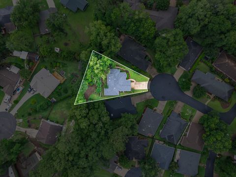 Tiny photo for 350 Ruger Court, Tallahassee, FL 32312 (MLS # 401402)