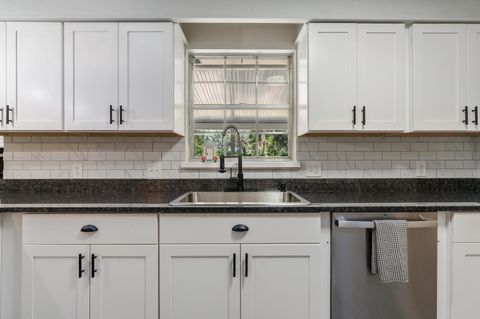 Tiny photo for 2505 Chamberlin Drive, Tallahassee, FL 32308 (MLS # 390430)