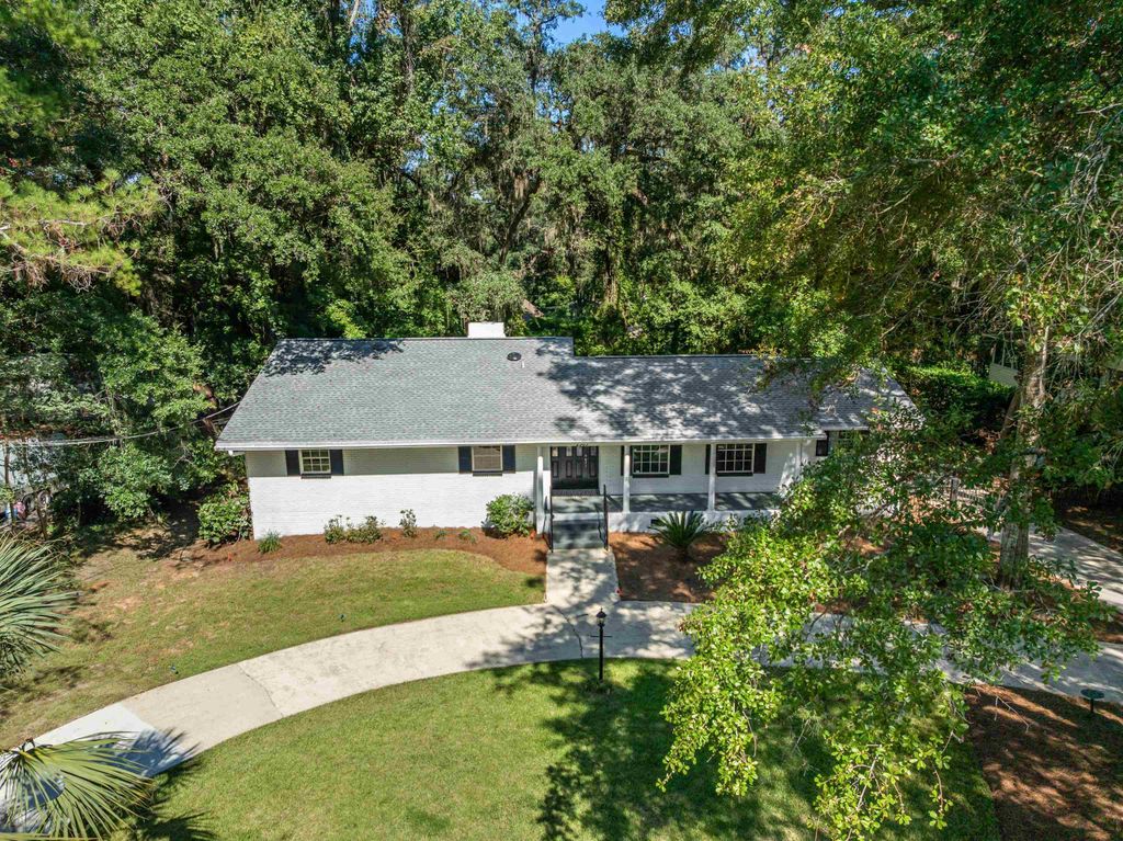 Photo of 2505 Chamberlin Drive, Tallahassee, FL 32308 (MLS # 390430)