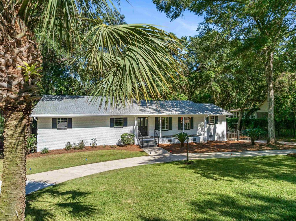 Photo of 2505 Chamberlin Drive, Tallahassee, FL 32308 (MLS # 390430)