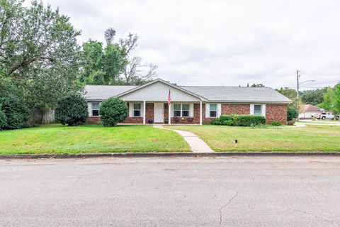 Photo of 701 Lupine Lane, Tallahassee, FL 32308 (MLS # 392213)