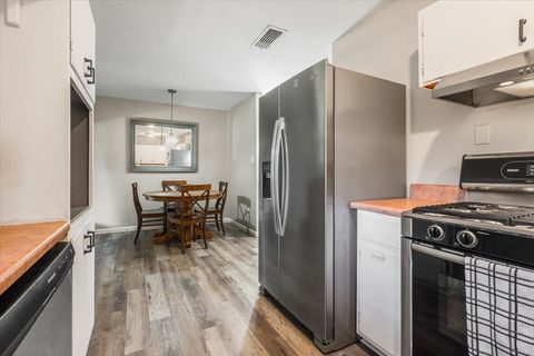 Tiny photo for 2127 Oxford Road, Tallahassee, FL 32304 (MLS # 390689)