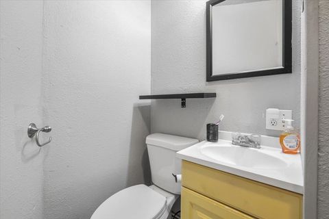 Tiny photo for 2127 Oxford Road, Tallahassee, FL 32304 (MLS # 390689)