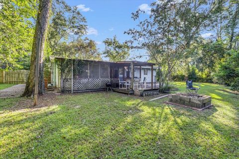 Tiny photo for 2127 Oxford Road, Tallahassee, FL 32304 (MLS # 390689)