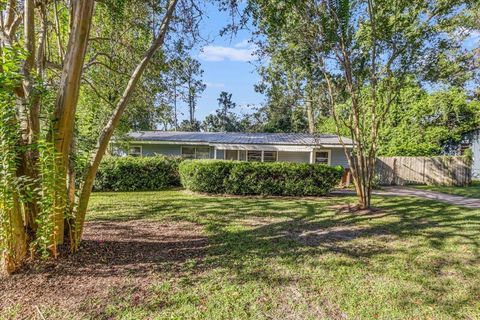 Tiny photo for 2127 Oxford Road, Tallahassee, FL 32304 (MLS # 390689)