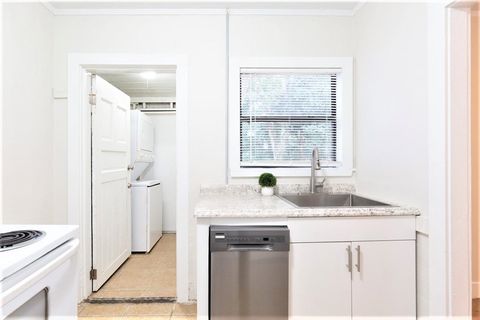 Tiny photo for 205 Columbia Drive, Tallahassee, FL 32304 (MLS # 390970)