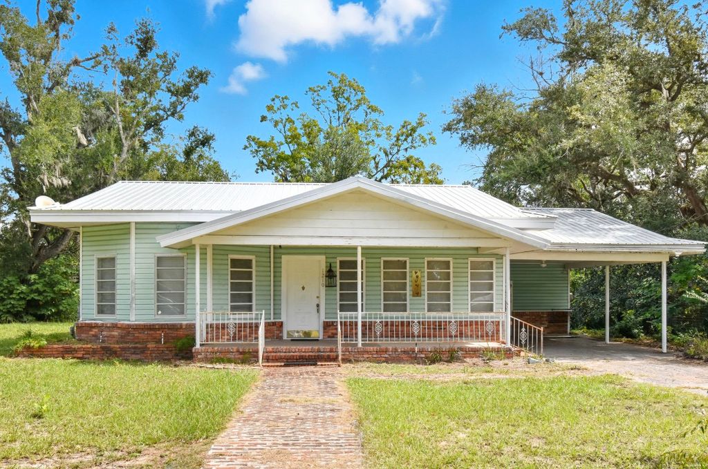 Photo of 1210 N Calhoun Street, Perry, FL 32347 (MLS # 391737)