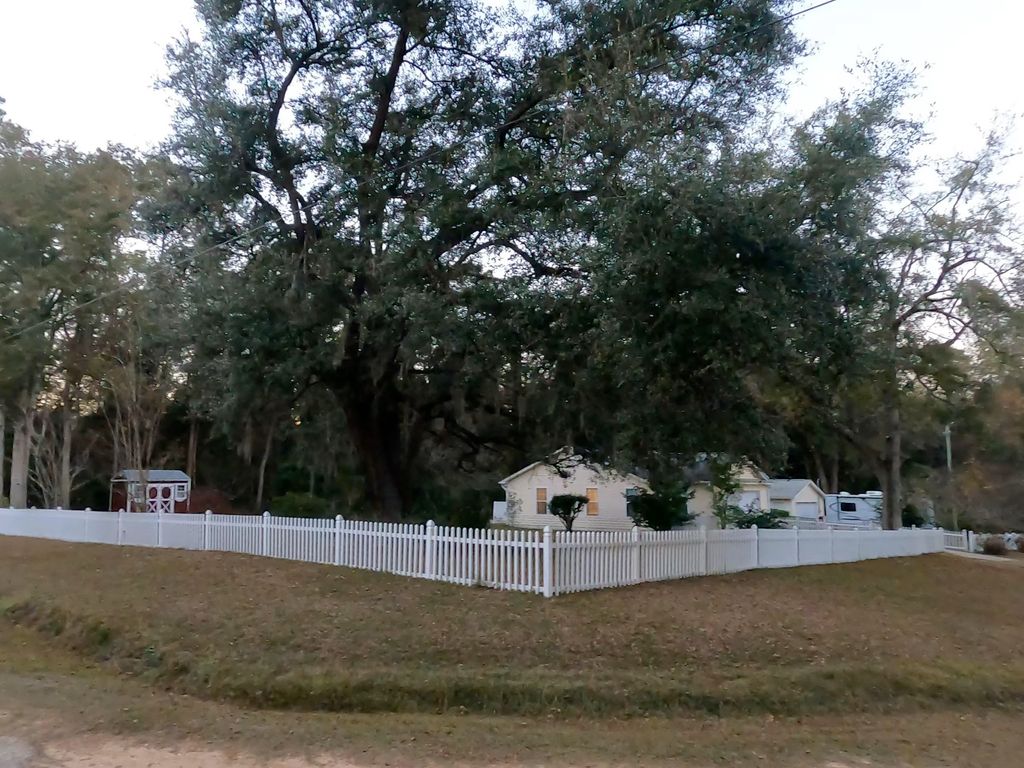 Photo of 5434 Blackberry Lane, Tallahassee, FL 32311 (MLS # 393613)