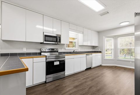 Tiny photo for 3413 killimore Court, Tallahassee, FL 32309 (MLS # 395075)