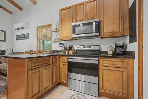 Tiny photo for 7000 VETERANS MEMORIAL Drive, Tallahassee, FL 32309 (MLS # 400262)