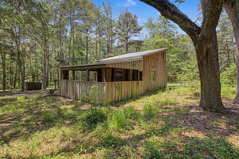 Tiny photo for 7000 VETERANS MEMORIAL Drive, Tallahassee, FL 32309 (MLS # 400262)