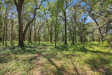 Tiny photo for 7000 VETERANS MEMORIAL Drive, Tallahassee, FL 32309 (MLS # 400262)