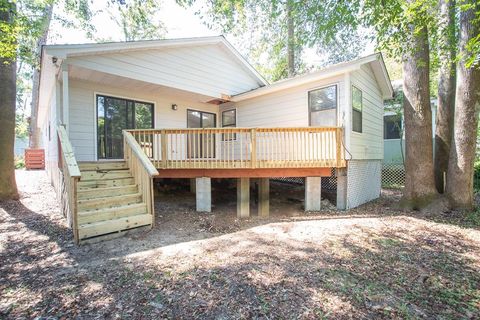 A home in TALLAHASSEE