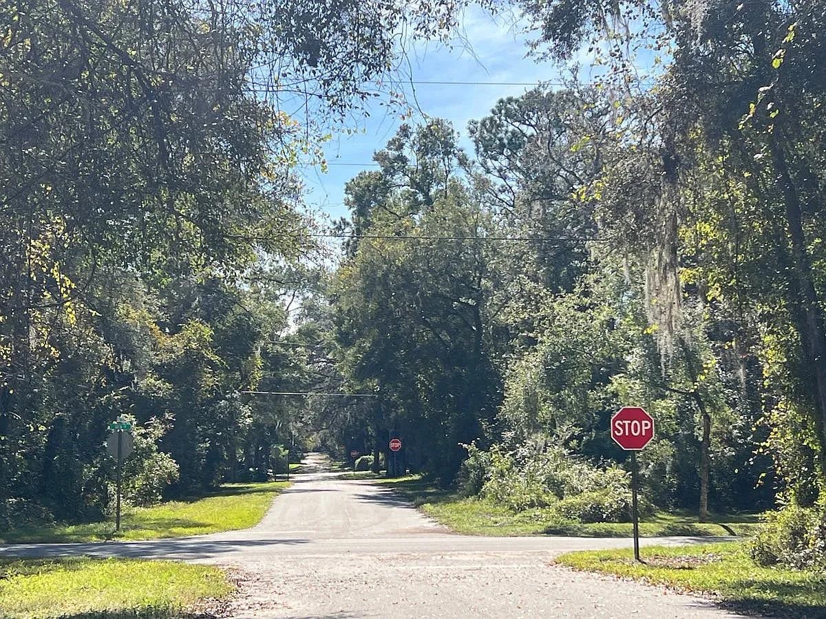 1490 Broadway Avenue