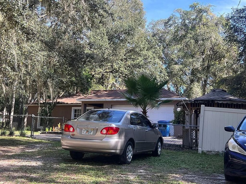 Photo of 1490 Broadway Avenue, Other Florida, FL 32763 (MLS # 393709)