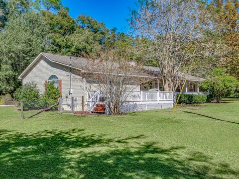 A home in Crawfordville