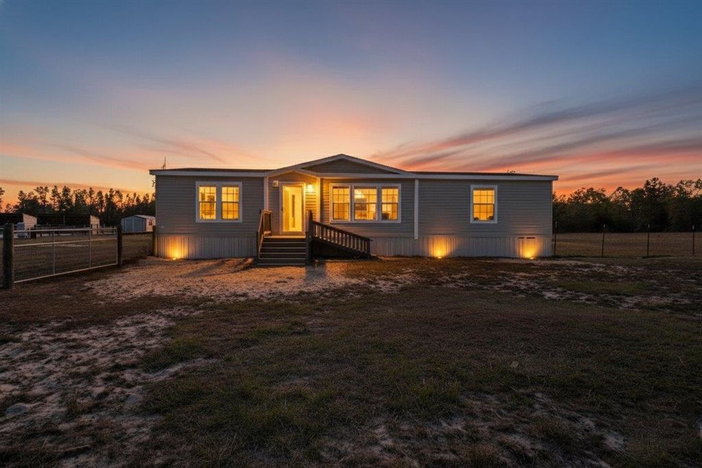 Photo of 1737 NE Beulah Church Road, Lee, FL 32059 (MLS # 393145)