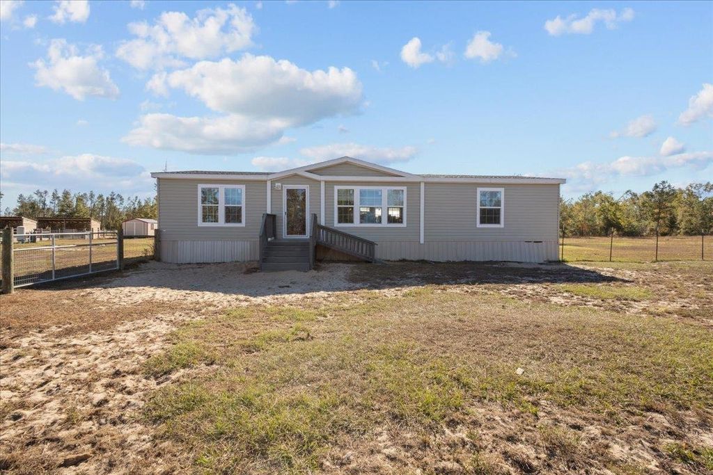 Photo of 1737 NE Beulah Church Road, Lee, FL 32059 (MLS # 393145)