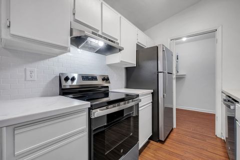 Tiny photo for 901 Brave Trail, Tallahassee, FL 32304 (MLS # 395447)