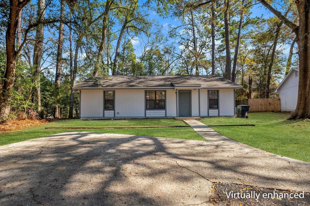 Photo of 901 Brave Trail, Tallahassee, FL 32304 (MLS # 395447)