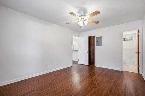 Tiny photo for 901 Brave Trail, Tallahassee, FL 32304 (MLS # 395447)