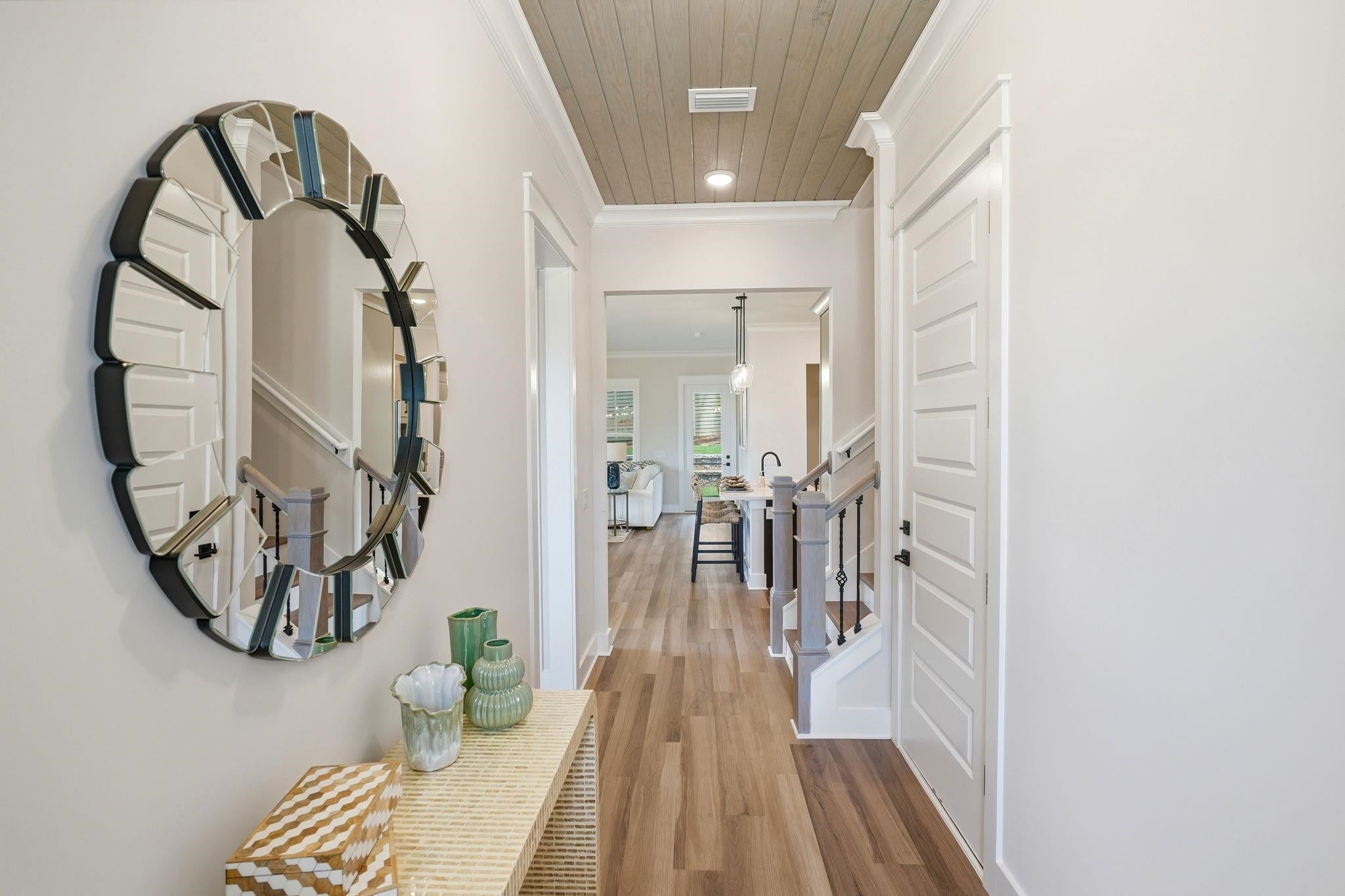 XXX (Unit 212) Oak Run Circle