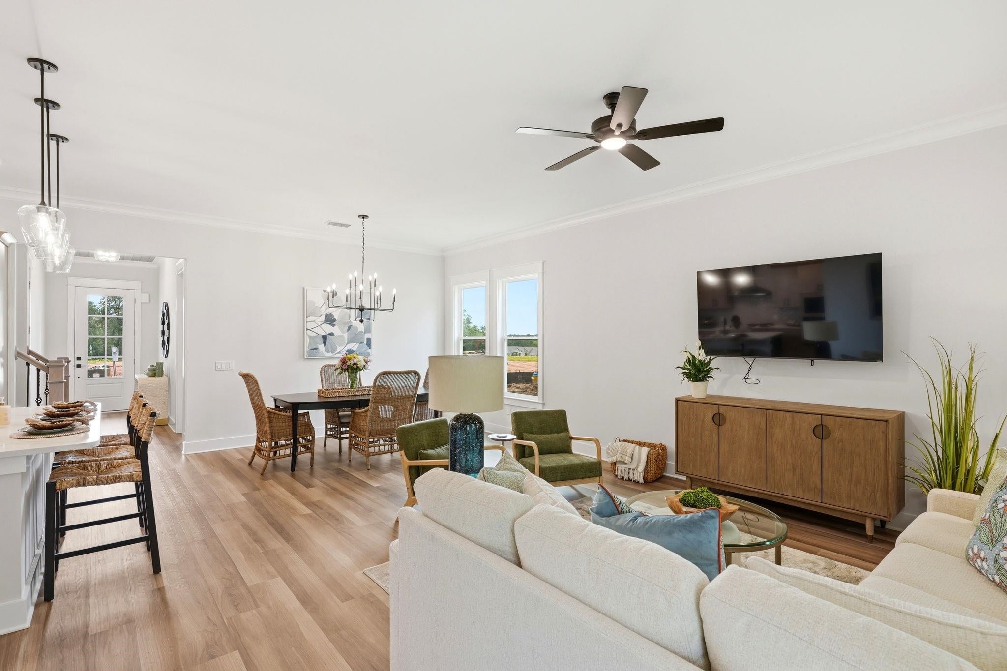 XXX (Unit 212) Oak Run Circle