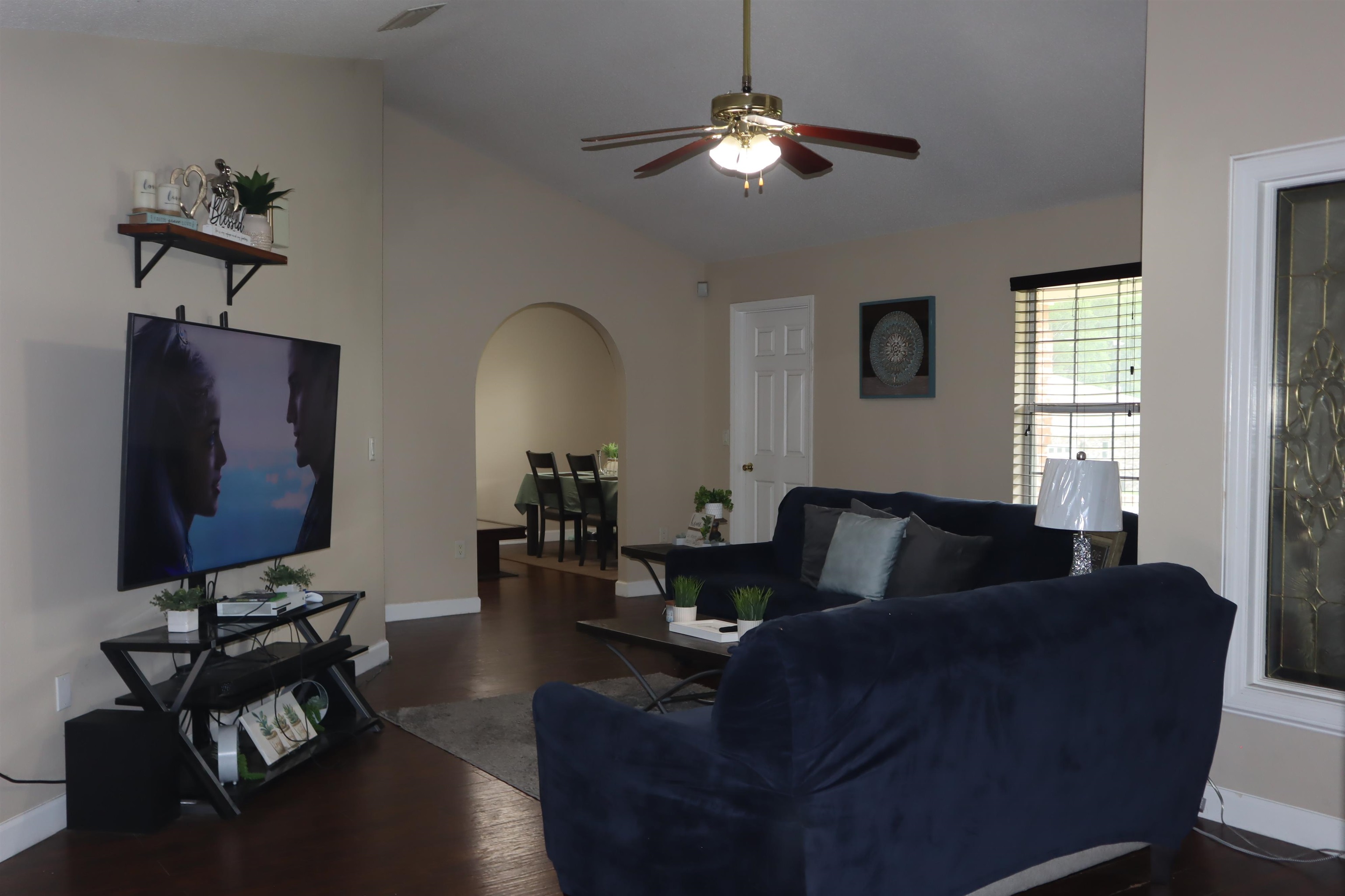 8382 Fordham Lane