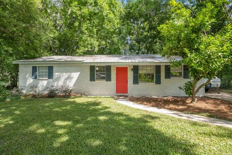 A home in TALLAHASSEE