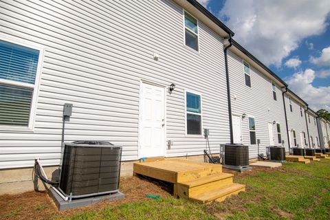 Tiny photo for 2200 Del Carmel Way, Tallahassee, FL 32303 (MLS # 399040)