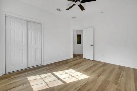 Tiny photo for 822 Tucker Street, Tallahassee, FL 32310 (MLS # 398167)