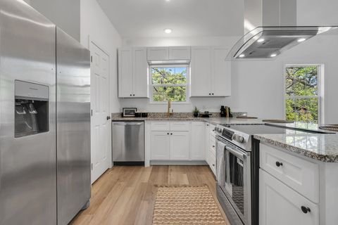 Tiny photo for 822 Tucker Street, Tallahassee, FL 32310 (MLS # 398167)