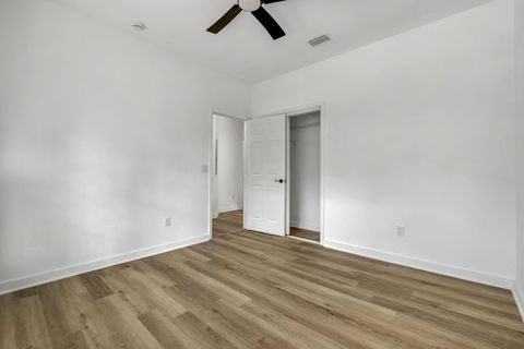 Tiny photo for 822 Tucker Street, Tallahassee, FL 32310 (MLS # 398167)