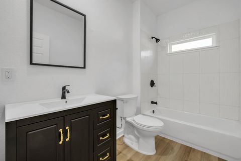 Tiny photo for 822 Tucker Street, Tallahassee, FL 32310 (MLS # 398167)