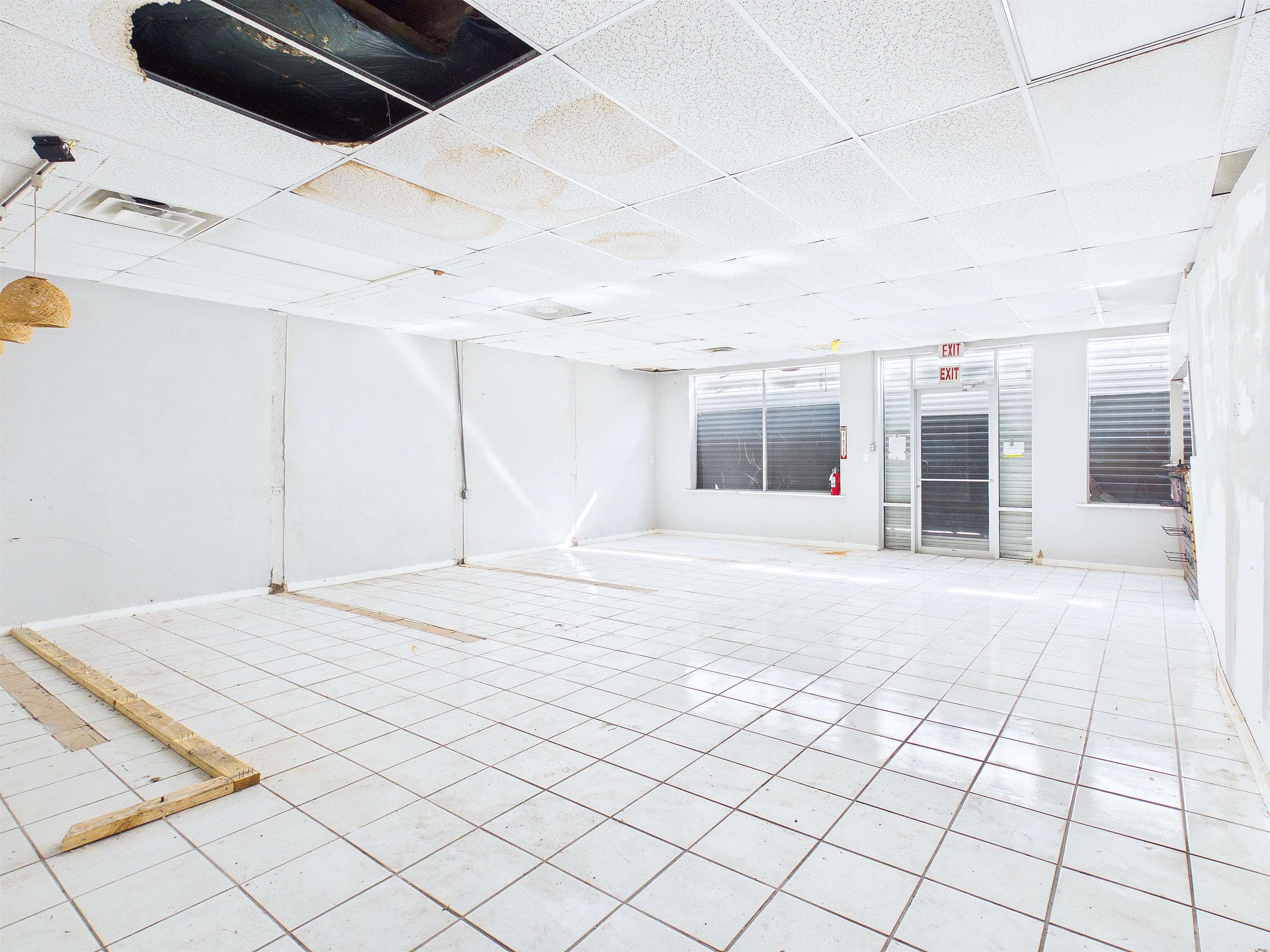 705 S BYRON BUTLER Parkway