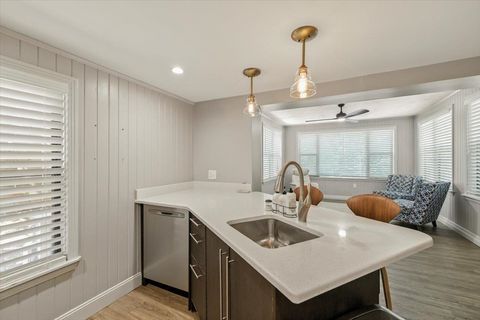 Tiny photo for 516 E 7th Avenue, Tallahassee, FL 32303 (MLS # 392216)