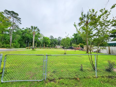 A home in CRAWFORDVILLE