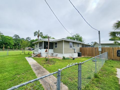 A home in CRAWFORDVILLE