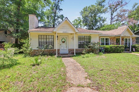 Tiny photo for 2326 Via Sardinia Street #A, Tallahassee, FL 32303 (MLS # 400798)