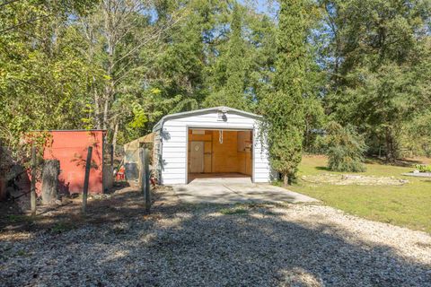 A home in Crawfordville