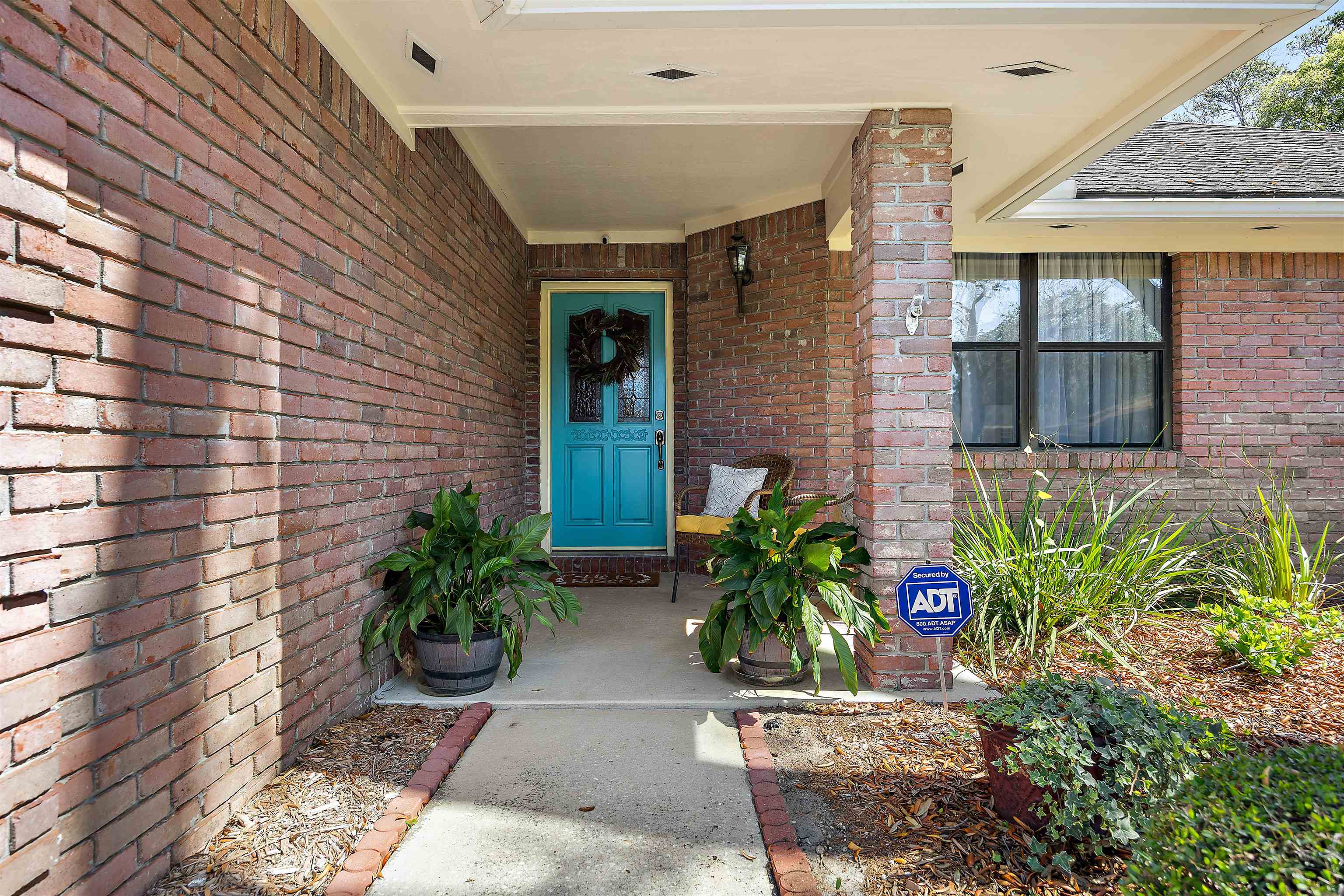 5627 Columbia Drive