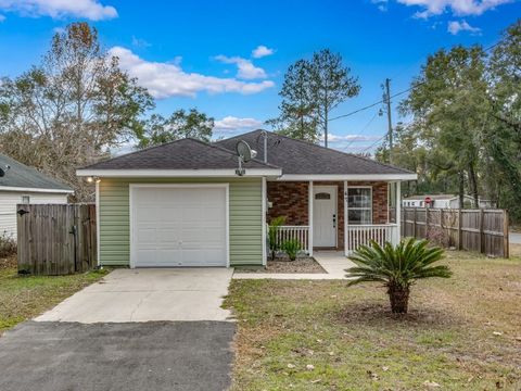 A home in Crawfordville