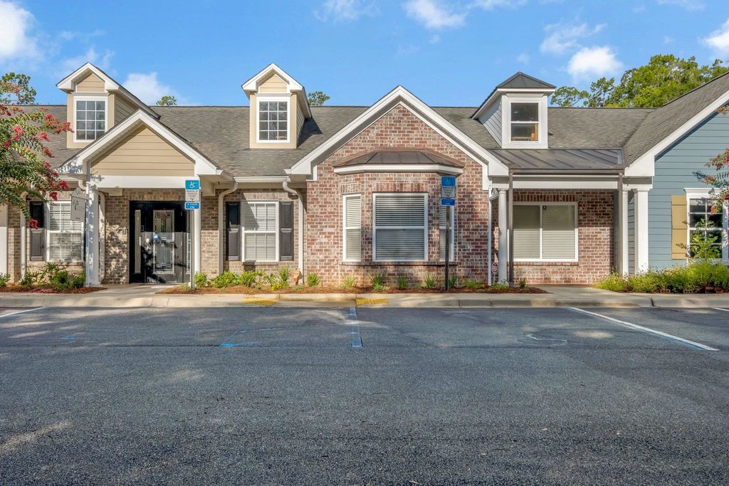 Photo of 1618 Mahan Center Boulevard #103, Tallahassee, FL 32308 (MLS # 386461)