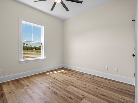 Tiny photo for 10 Divine Loop, Crawfordville, FL 32327 (MLS # 399098)