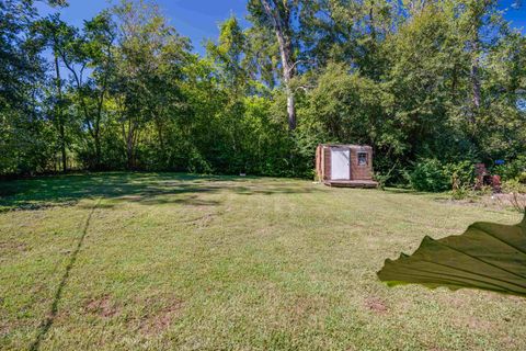 Tiny photo for 2018 Fannie Drive, Tallahassee, FL 32303 (MLS # 397490)