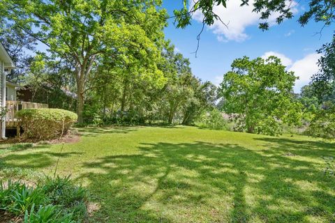 A home in TALLAHASSEE